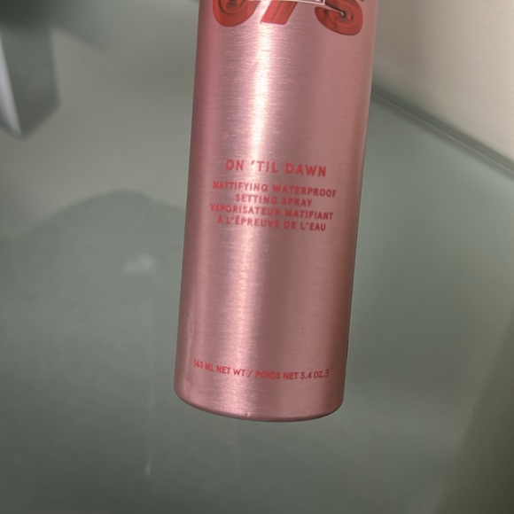 ONE SIZE ON ‘TIL DAWN MATTIFYING WATERPROOF SETTING 3.4 OZ - Picture 3 of 3